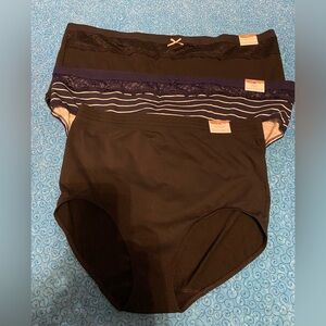 NWT Lane Bryant Cacique Black and Navy Panties 22 24 3X